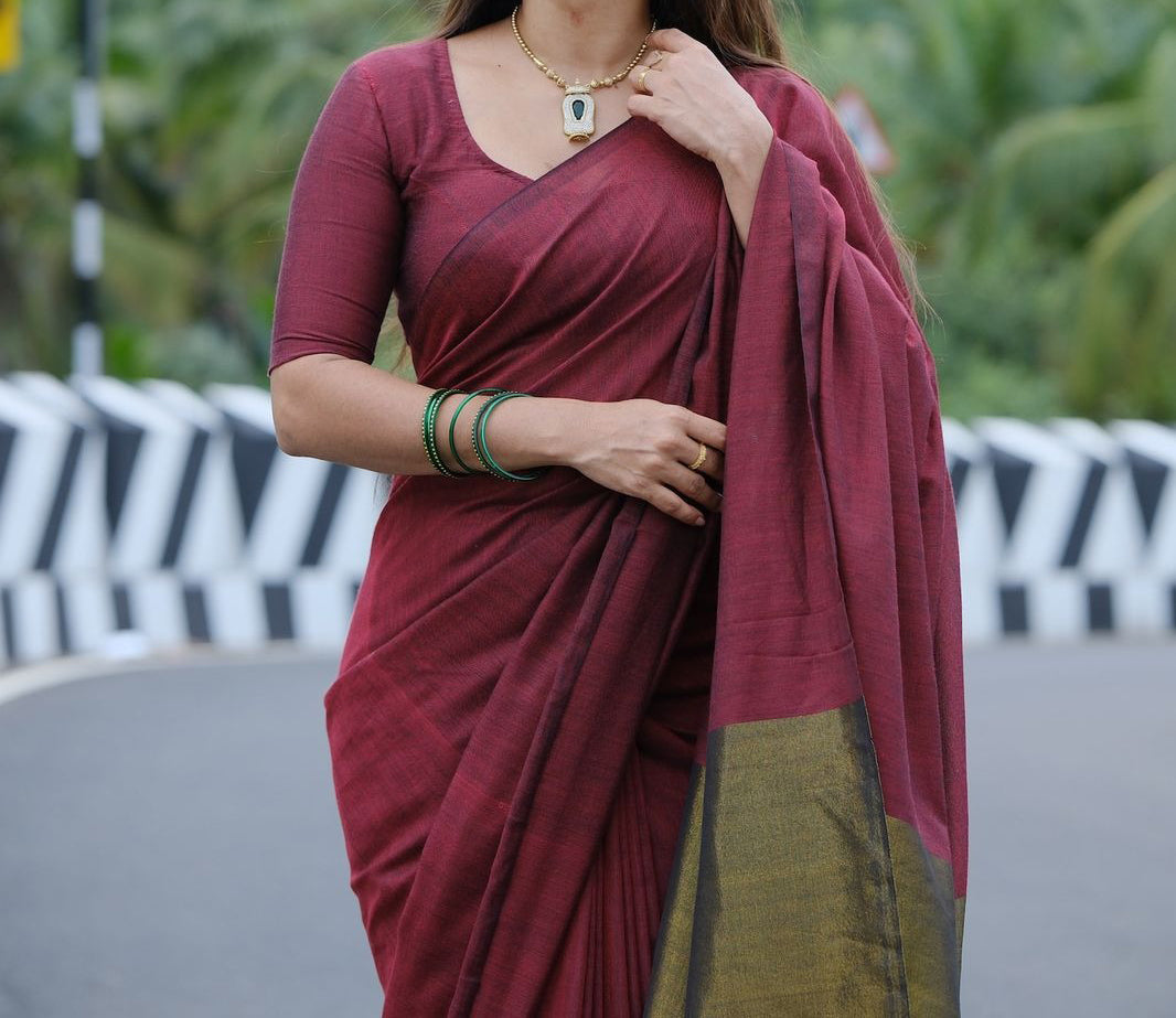 DEVI : BENGAL COTTON MARROON SAREE